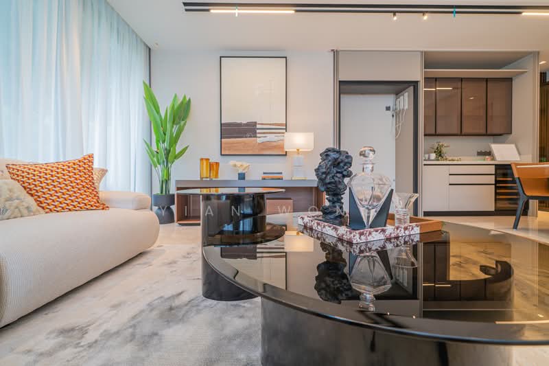 Greenbank Park, Greenbank Park, 7 Bedrooms, 8,342 sqft, Detached House For Sale, by Yian Wong, 500145436 - Living Room - PropertyGuru.com.sg