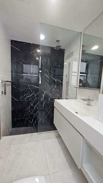 The Lanai, 140 Hillview Avenue, 2 Bedrooms, 958 sqft, Condominium For Sale, by Cynthia Ker, 500145441 - Bathroom - PropertyGuru.com.sg