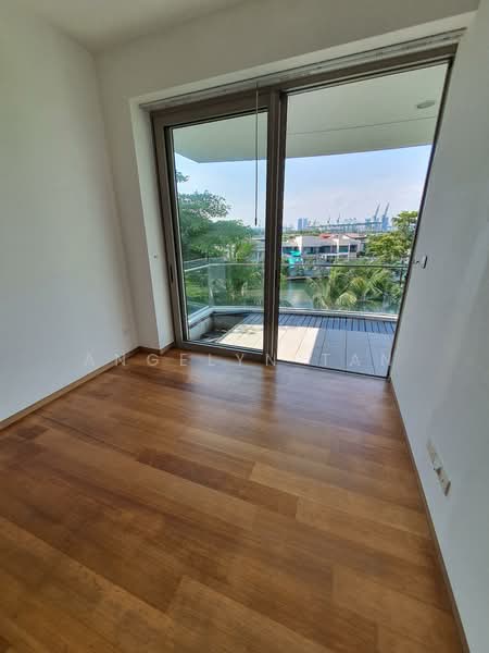 The Coast at Sentosa Cove, 276 Ocean Drive, 4 Bedrooms, 2,336 sqft, Condominium For Sale, by Angelyn Tan, 500145442 - Interior - PropertyGuru.com.sg