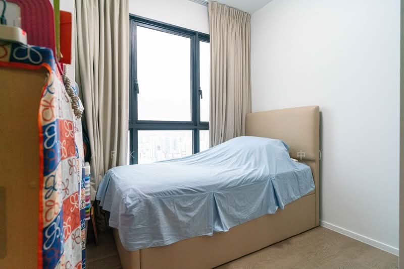 Avenue South Residence, 11 Silat Avenue, 3 Bedrooms, 947 sqft, Condominium For Sale, by Mark Yeo (杨复中), 500145444 - Common Bedroom 2 - PropertyGuru.com.sg