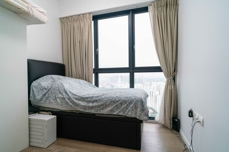 Avenue South Residence, 11 Silat Avenue, 3 Bedrooms, 947 sqft, Condominium For Sale, by Mark Yeo (杨复中), 500145444 - Common Bedroom 1 - PropertyGuru.com.sg
