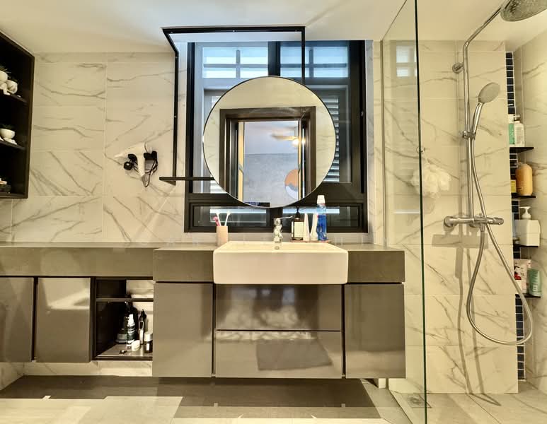Avenue South Residence, 1 Silat Avenue, 3 Bedrooms, 1,001 sqft, Condominium For Sale, by Carrie Chin, 500145449 - Bathroom - PropertyGuru.com.sg