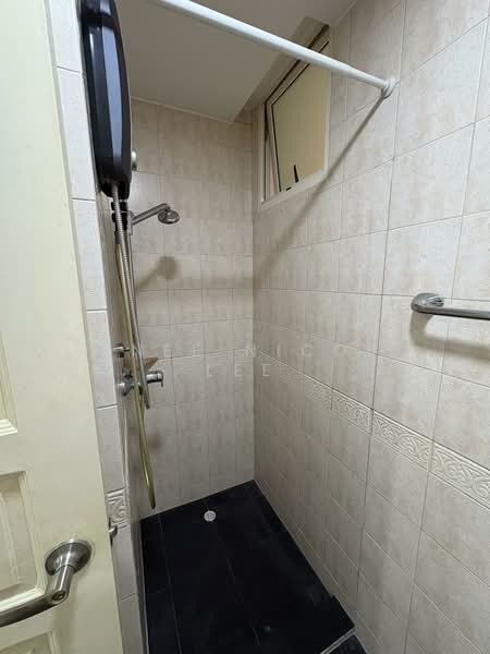 Seletar Springs Condominium, 106 Gerald Drive, 2 Bedrooms, 1,012 sqft, Condominium For Rent, by Renee Nicole Lee, 500145452 - PropertyGuru.com.sg