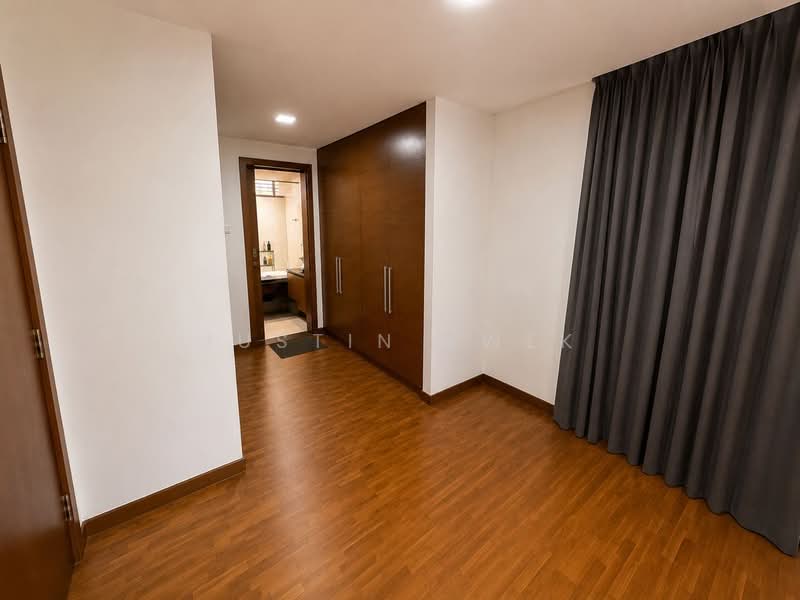 Bukit Villas, 23 Rasok Drive, 5 Bedrooms, 2,852 sqft, Semi-Detached House For Rent, by Justin Kwek, 500145454 - Bedroom - PropertyGuru.com.sg