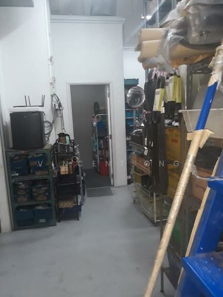 Mapex, 37 Jalan Pemimpin, 1,690 sqft, Light Industrial (B1) For Rent, by Vincent Ong, 500145455 - Interior - CommercialGuru.com.sg