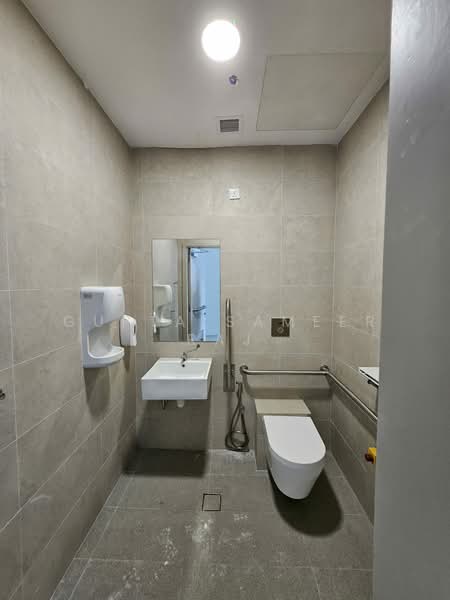 453 Balestier Road, , 782 sqft, Food & Beverage For Rent, by Gupta Sameer Raj, 500145460 - Bathroom - CommercialGuru.com.sg