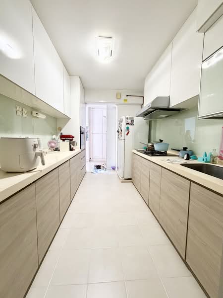 526A Costa Ris, 526A Pasir Ris Street 51, 3 Bedrooms, 1,001 sqft, HDB Flat For Sale, by Ashley Chai 蔡忝玲, 500145462 - Kitchen - PropertyGuru.com.sg