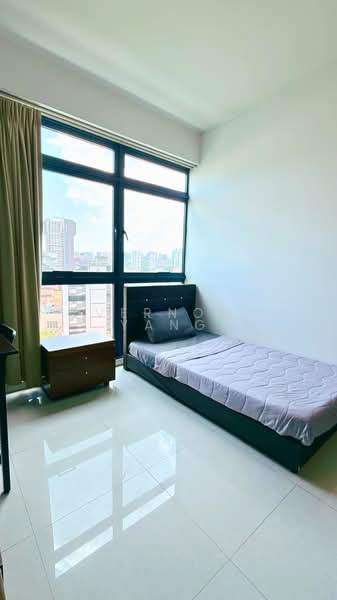 City Square Residences, 12 Kitchener Link, Room Rental, 150 sqft, Condominium For Rent, by Vernon Yang, 500145467 - Bedroom - PropertyGuru.com.sg