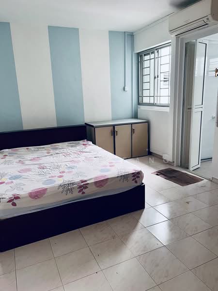 132 Simei Street 1, 132 Simei Street 1, 2 Bedrooms, 700 sqft, HDB Flat For Rent, by Chloe Fang, 500145473 - Bedroom - PropertyGuru.com.sg