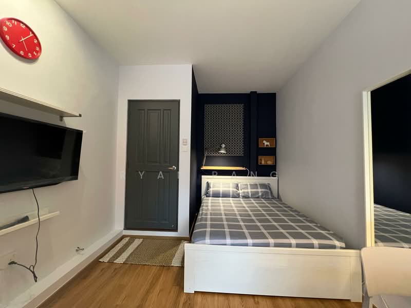 Private Studio at Simpang Bedok, Bedok Road, Studio, 200 sqft, Shophouse For Rent, by Ryan Pang, 500145474 - Studio E - PropertyGuru.com.sg