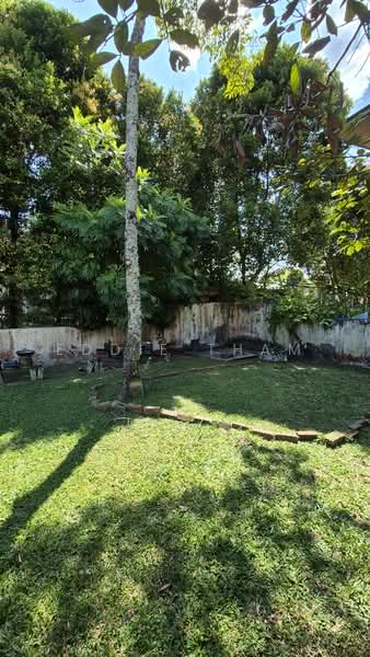 RARE⭐️ELEVATED⭐️REGULAR LAND FOR REBUILD⭐️GCB <$1800psf, Clementi Park / Upper Bukit Timah, 7 Bedrooms, 20,000 sqft, Good Class Bungalow For Sale, by Eddie Tham, 500145476 - Exterior - PropertyGuru.com.sg