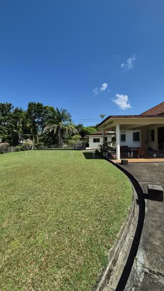 RARE⭐️ELEVATED⭐️REGULAR LAND FOR REBUILD⭐️GCB <$1800psf, Clementi Park / Upper Bukit Timah, 7 Bedrooms, 20,000 sqft, Good Class Bungalow For Sale, by Eddie Tham, 500145476 - Exterior - PropertyGuru.com.sg
