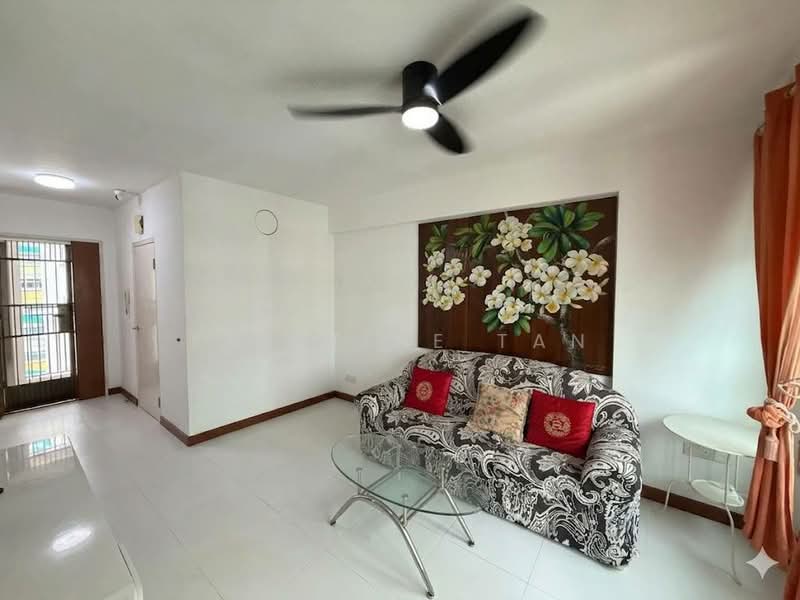 448B Sengkang West Way, 448B Sengkang West Way, 2 Bedrooms, 721 sqft, HDB Flat For Sale, by Kristine Tan, 500145481 - Living Room - PropertyGuru.com.sg