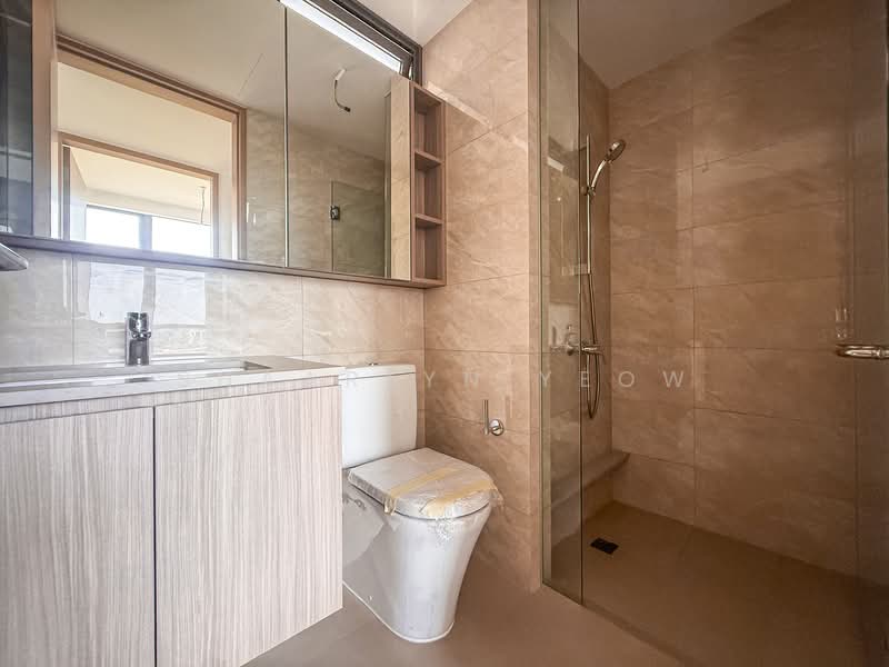 The Botany at Dairy Farm, 3 Dairy Farm Walk, 3 Bedrooms, 883 sqft, Condominium For Sale, by Shaarlyn Yeow, 500145502 - Common Bathroom - PropertyGuru.com.sg