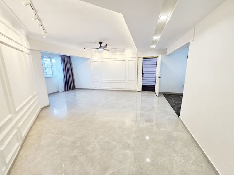 227A Compassvale Drive, 227A Compassvale Drive, 3 Bedrooms, 1,313 sqft, HDB Flat For Rent, by M. Fahmi, 500145518 - Living Room - PropertyGuru.com.sg