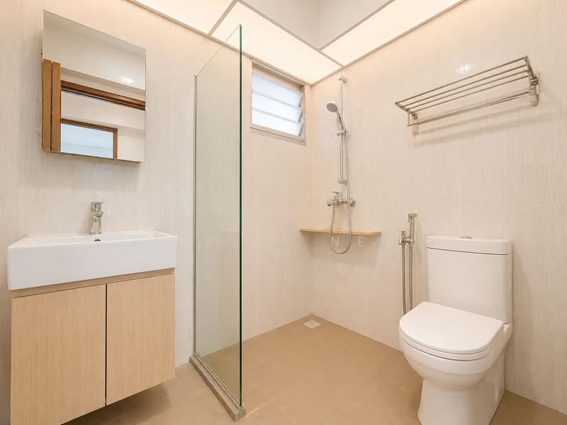 126C Canberra Street, 126C Canberra Street, 4 Bedrooms, 1,249 sqft, HDB Flat For Sale, by Sherlyn Neoh, 500145519 - Bathroom - PropertyGuru.com.sg