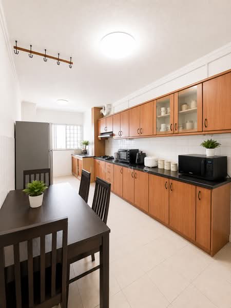 274 Tampines Street 22, 274 Tampines Street 22, 2 Bedrooms, 785 sqft, HDB Flat For Sale, by Rin Ng, 500145522 - Kitchen - PropertyGuru.com.sg