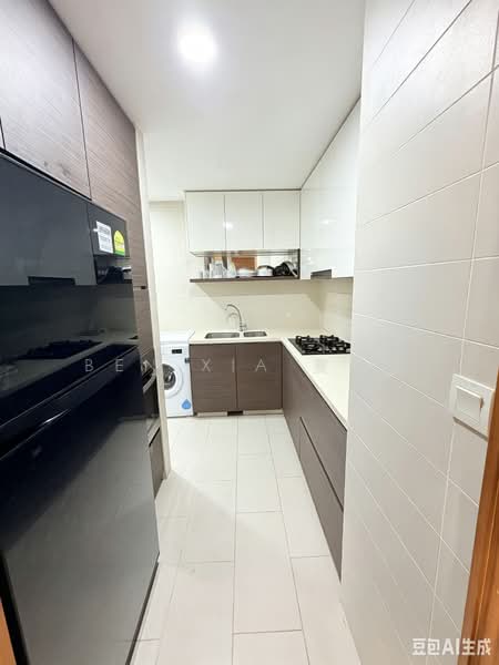 SkySuites 17, 17 Jalan Rajah, 3 Bedrooms, 1,066 sqft, Apartment For Rent, by Ben XIA 夏天鹏, 500145525 - Kitchen - PropertyGuru.com.sg