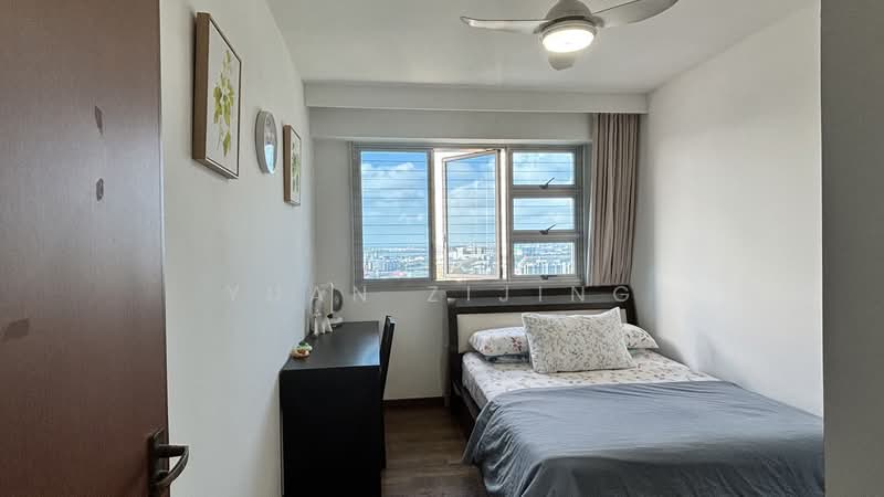 312A Clementi Avenue 4, 312A Clementi Avenue 4, 4 Bedrooms, 1,216 sqft, HDB Flat For Sale, by Yuan Zijing, 500145526 - Bedroom - PropertyGuru.com.sg