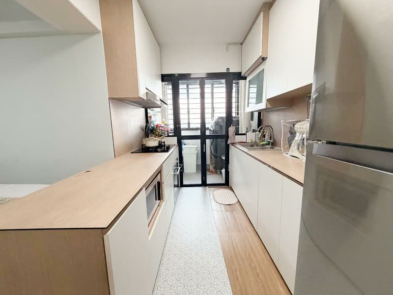 809B Choa Chu Kang Avenue 1, 809B Choa Chu Kang Avenue 1, 3 Bedrooms, 1,001 sqft, HDB Flat For Sale, by Hafiz Khan, 500145527 - Kitchen - PropertyGuru.com.sg