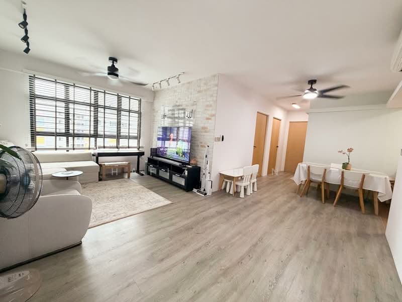 809B Choa Chu Kang Avenue 1, 809B Choa Chu Kang Avenue 1, 3 Bedrooms, 1,001 sqft, HDB Flat For Sale, by Hafiz Khan, 500145527 - Living Room - PropertyGuru.com.sg