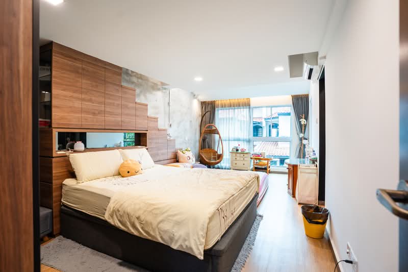 Beautifully Renovated 2.5 Storey - Parks 4 cars - EV Ready, , 5 Bedrooms, 3,500 sqft, Terraced House For Sale, by Ryan Heng, 500145535 - Bedroom - PropertyGuru.com.sg