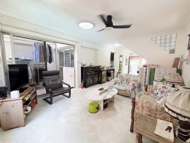 10 Toh Yi Drive, 10 Toh Yi Drive, 4 Bedrooms, 1,658 sqft, HDB Flat For Sale, by Desiree Leung, 500145539 - Living Room - PropertyGuru.com.sg