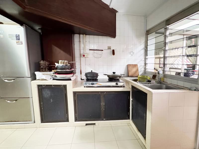 10 Toh Yi Drive, 10 Toh Yi Drive, 4 Bedrooms, 1,658 sqft, HDB Flat For Sale, by Desiree Leung, 500145539 - Kitchen - PropertyGuru.com.sg