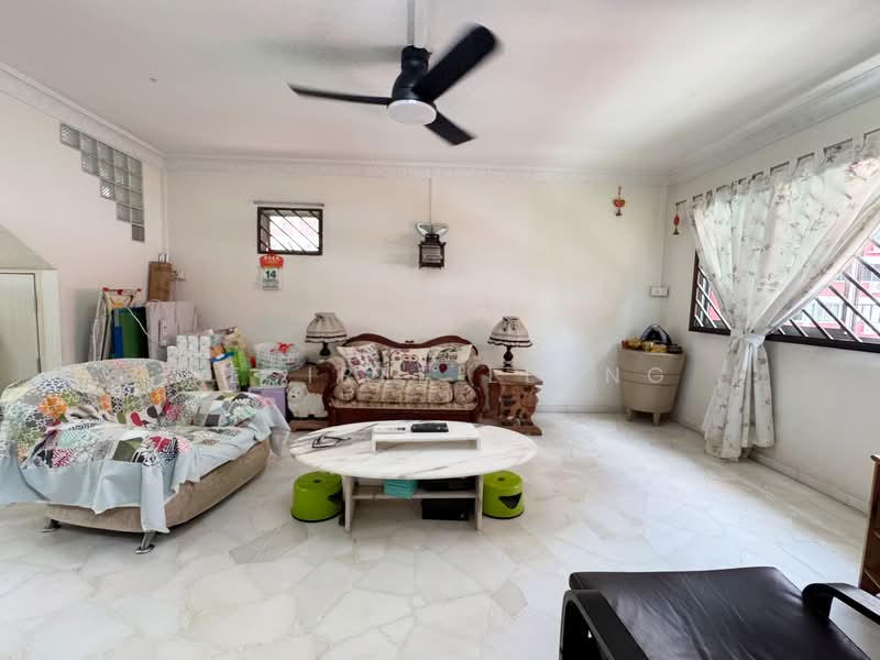 10 Toh Yi Drive, 10 Toh Yi Drive, 4 Bedrooms, 1,658 sqft, HDB Flat For Sale, by Desiree Leung, 500145539 - Living Room - PropertyGuru.com.sg