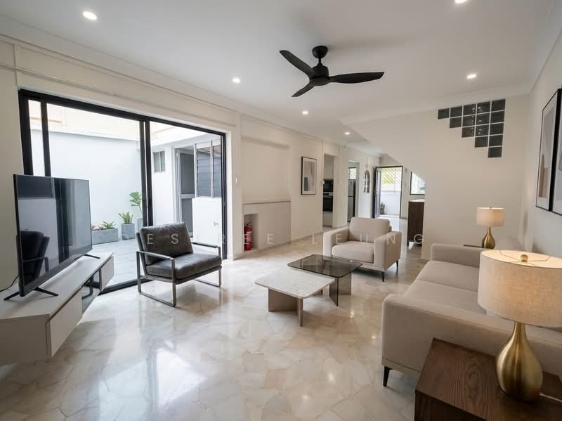 10 Toh Yi Drive, 10 Toh Yi Drive, 4 Bedrooms, 1,658 sqft, HDB Flat For Sale, by Desiree Leung, 500145539 - Living Room - Virtual Staging - PropertyGuru.com.sg