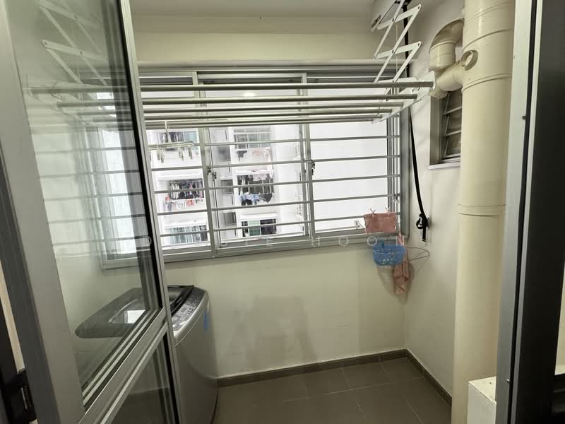 333A Anchorvale Link, 333A Anchorvale Link, 3 Bedrooms, 990 sqft, HDB Flat For Rent, by Debbie Hoon, 500145542 - Balcony - PropertyGuru.com.sg