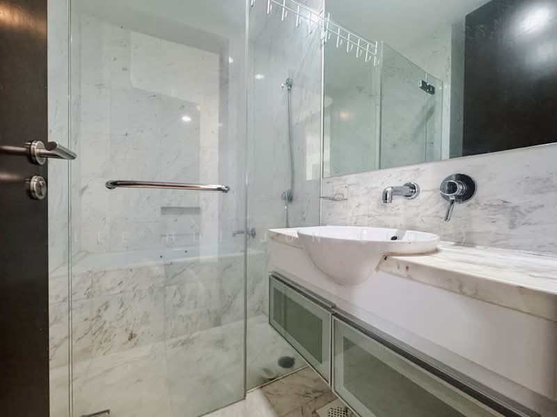 Country Park Condo, 39 Bedok Road, 3 Bedrooms, 1,324 sqft, Condominium For Rent, by Lee Hui Jun (Joy), 500145544 - Master Bathroom - PropertyGuru.com.sg