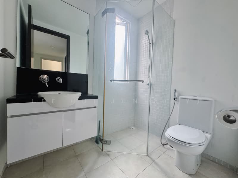 Country Park Condo, 39 Bedok Road, 3 Bedrooms, 1,324 sqft, Condominium For Rent, by Lee Hui Jun (Joy), 500145544 - Common Bathroom - PropertyGuru.com.sg