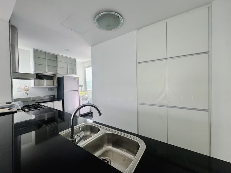Country Park Condo, 39 Bedok Road, 3 Bedrooms, 1,324 sqft, Condominium For Rent, by Lee Hui Jun (Joy), 500145544 - Kitchen - PropertyGuru.com.sg