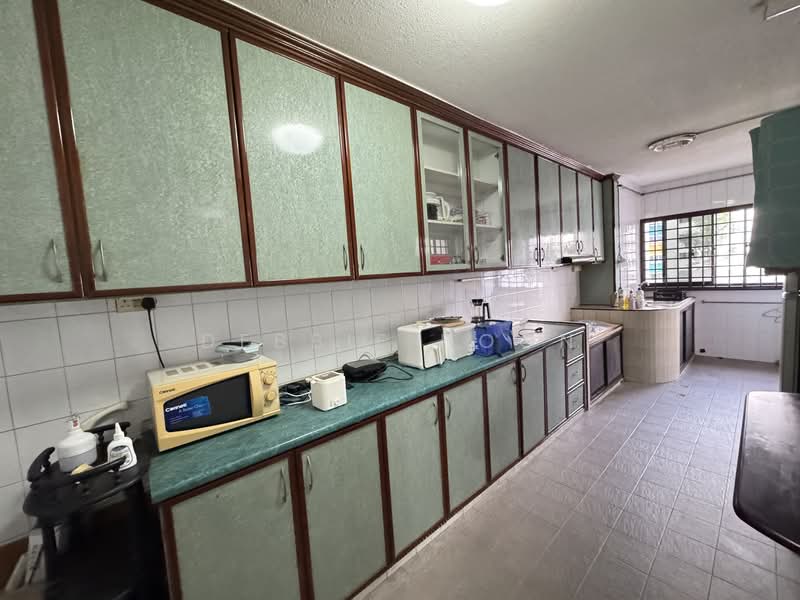 317 Jurong East Street 31, 317 Jurong East Street 31, 3 Bedrooms, 1,453 sqft, HDB Flat For Rent, by Debbie Hoon, 500145560 - Kitchen - PropertyGuru.com.sg