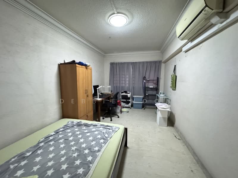 317 Jurong East Street 31, 317 Jurong East Street 31, 3 Bedrooms, 1,453 sqft, HDB Flat For Rent, by Debbie Hoon, 500145560 - Bedroom - PropertyGuru.com.sg
