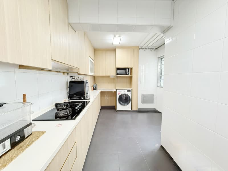 419 Pasir Ris Drive 6, 419 Pasir Ris Drive 6, 3 Bedrooms, 1,119 sqft, HDB Flat For Rent, by Leeon Ling, 500145561 - Kitchen - PropertyGuru.com.sg