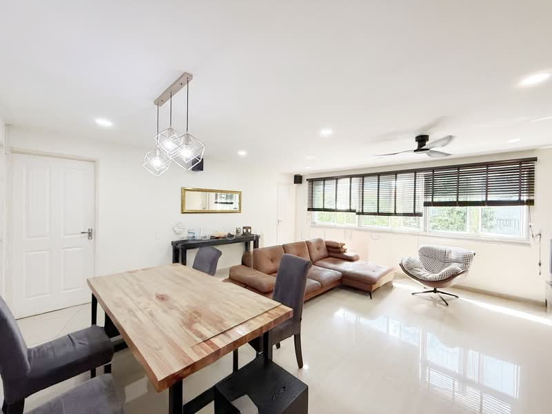 419 Pasir Ris Drive 6, 419 Pasir Ris Drive 6, 3 Bedrooms, 1,119 sqft, HDB Flat For Rent, by Leeon Ling, 500145561 - Living Room - PropertyGuru.com.sg