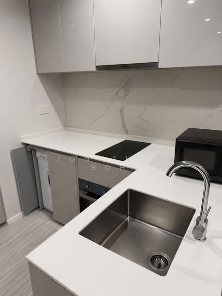 Parc Esta, 910 Sims Avenue, 2 Bedrooms, 635 sqft, Condominium For Rent, by Jonathan Boh, 500145562 - Kitchen - PropertyGuru.com.sg