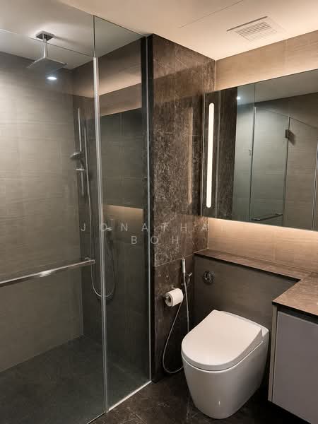 Parc Esta, 910 Sims Avenue, 2 Bedrooms, 635 sqft, Condominium For Rent, by Jonathan Boh, 500145562 - Bathroom - PropertyGuru.com.sg