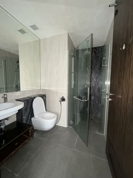 Stellar RV, 408 River Valley Road, 2 Bedrooms, 549 sqft, Condominium For Rent, by Jake Hor, 500145564 - Bathroom - PropertyGuru.com.sg
