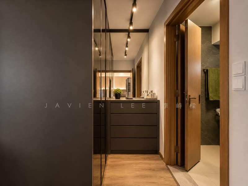 114B Alkaff Crescent, 114B Alkaff Crescent, 2 Bedrooms, 732 sqft, HDB Flat For Sale, by Javien Lee 李峙樑, 500145572 - Master bedroom walk-in wardrobe  - PropertyGuru.com.sg