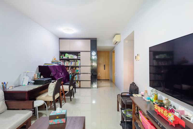 Blossom Residences, 32 Segar Road, 3 Bedrooms, 1,475 sqft, Executive Condominium For Sale, by Amanda Goh, 500145575 - Living Room - PropertyGuru.com.sg