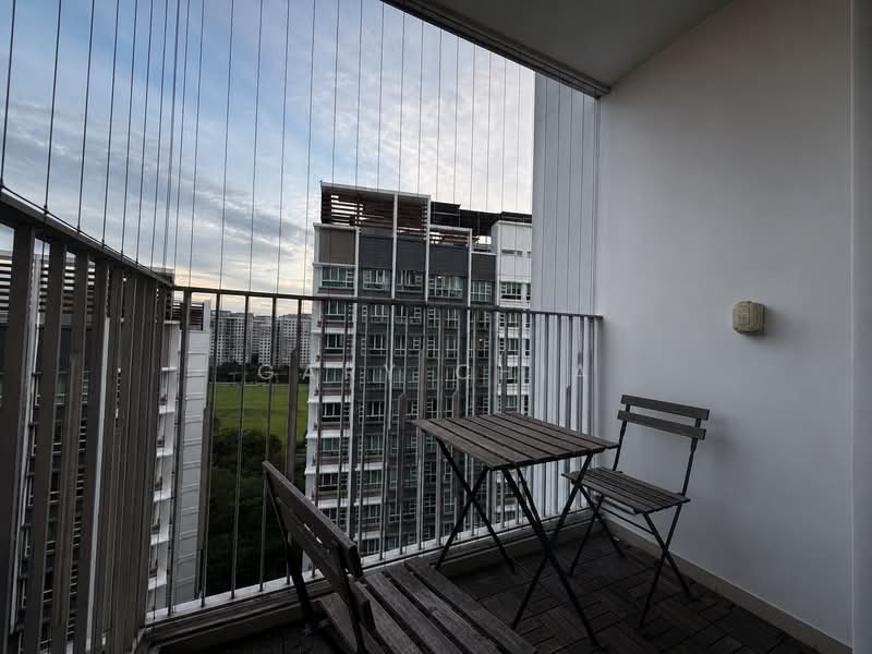 670A Edgefield Plains, 670A Edgefield Plains, 3 Bedrooms, 1,001 sqft, HDB Flat For Sale, by Gary Chia, 500145581 - Balcony - PropertyGuru.com.sg