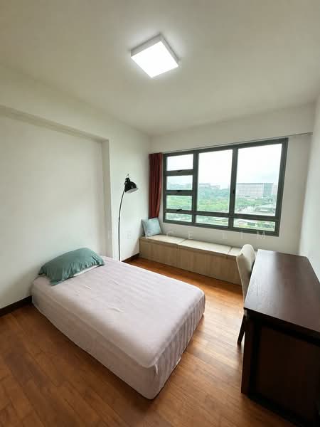 679C Punggol Drive, 679C Punggol Drive, 3 Bedrooms, 1,216 sqft, HDB Flat For Sale, by Lawrence Lim, 500145587 - Bedroom - PropertyGuru.com.sg