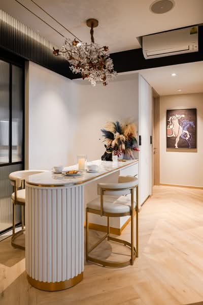 J Gateway, 2 Gateway Drive, 3 Bedrooms, 947 sqft, Condominium For Sale, by Shirlene Ang, 500145597 - Interior - PropertyGuru.com.sg