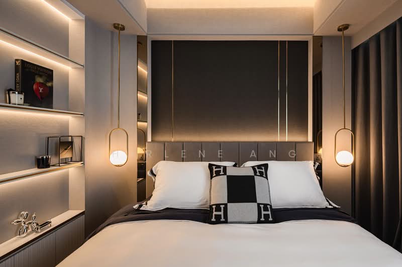 J Gateway, 2 Gateway Drive, 3 Bedrooms, 947 sqft, Condominium For Sale, by Shirlene Ang, 500145597 - Bedroom - PropertyGuru.com.sg