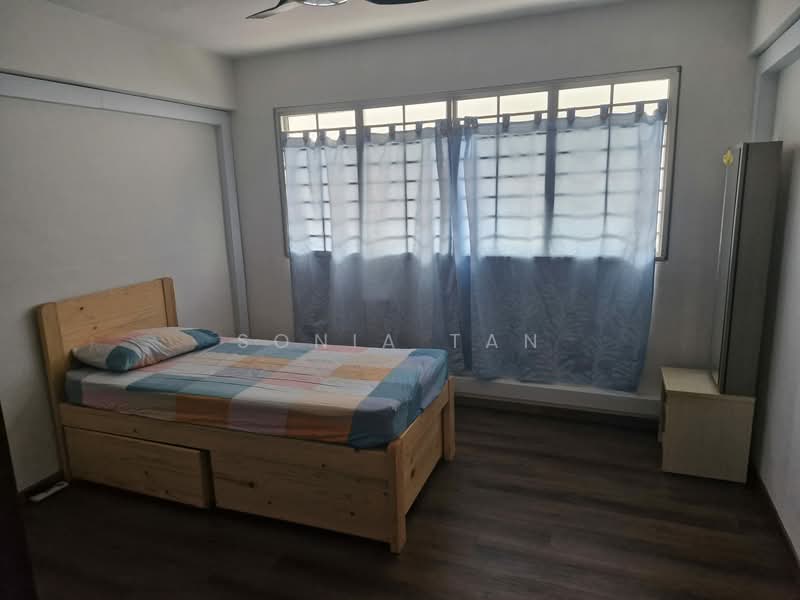 164 Bishan Street 13, 164 Bishan Street 13, Room Rental, 120 sqft, HDB Flat For Rent, by Sonia Tan, 500145600 - Bedroom - PropertyGuru.com.sg