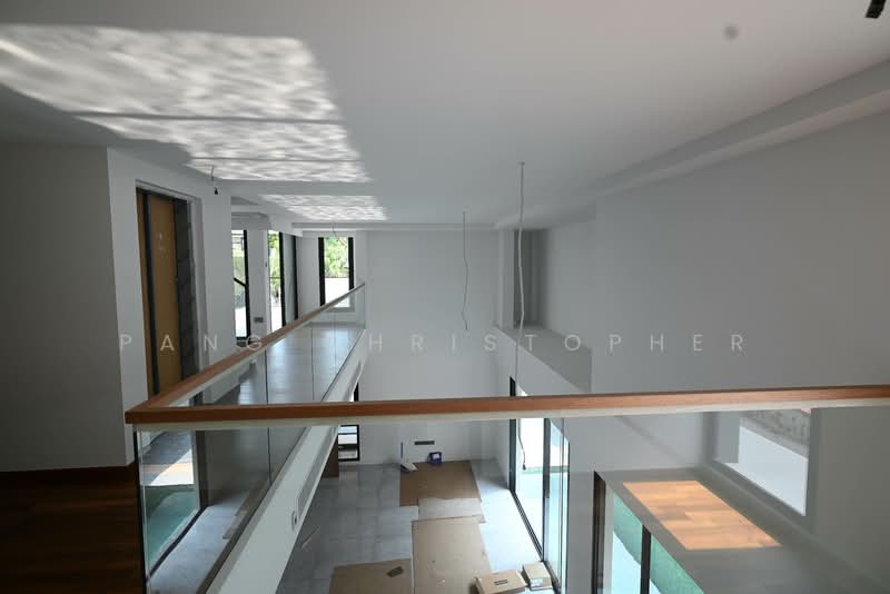 Serangoon Garden Estate, Brockhampton Drive, 6 Bedrooms, 7,460 sqft, Semi-Detached House For Sale, by Pang Christopher, 500145602 - Interior - PropertyGuru.com.sg