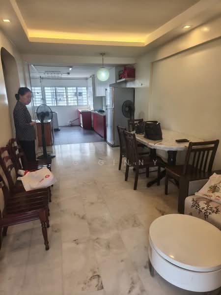 148 Bukit Batok West Avenue 6, 148 Bukit Batok West Avenue 6, 2 Bedrooms, 721 sqft, HDB Flat For Rent, by Ng Ginny, 500145610 - Living Room - PropertyGuru.com.sg